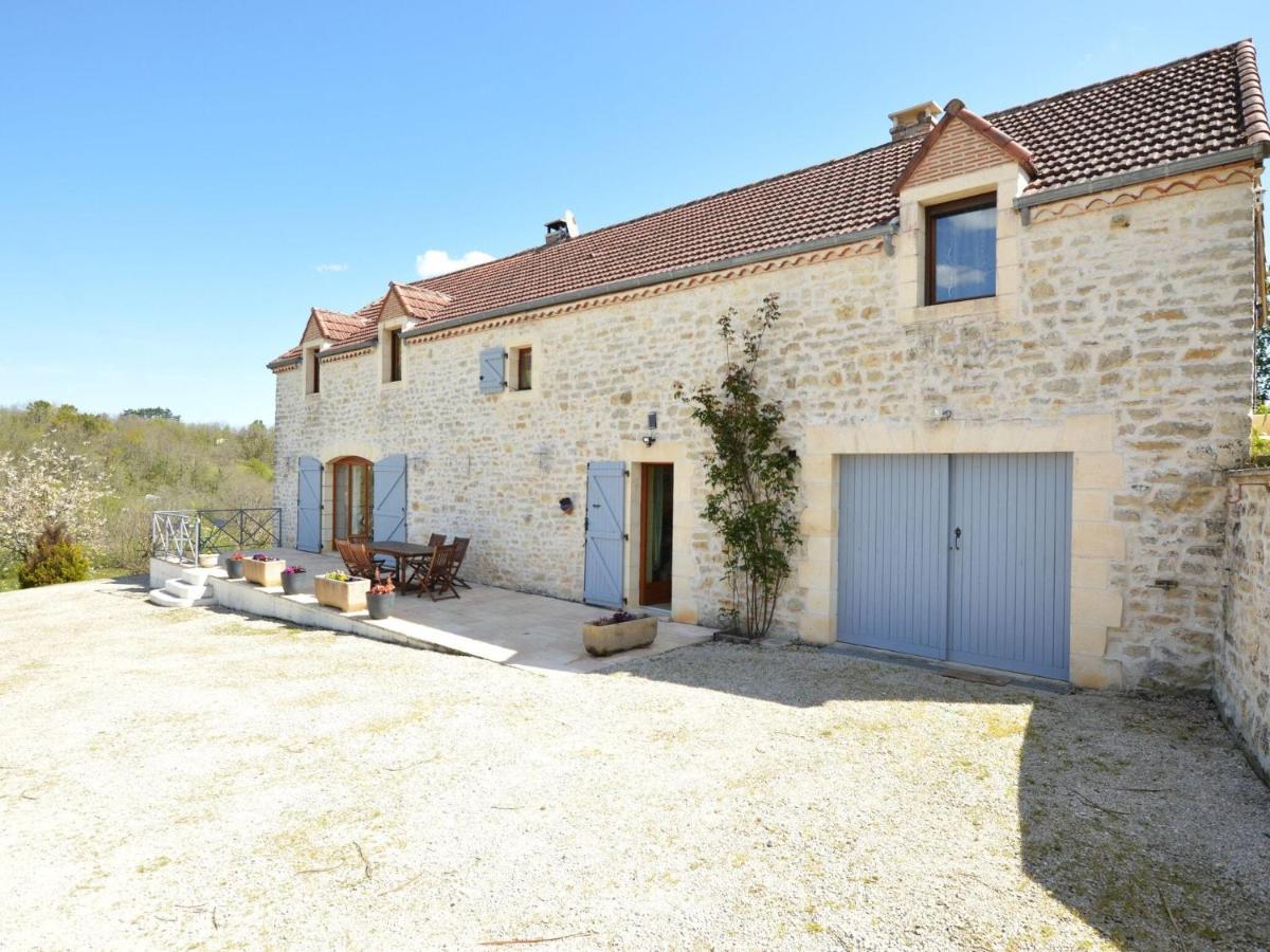 Charming Holiday Home With Pool Lavercantiere Exterior photo